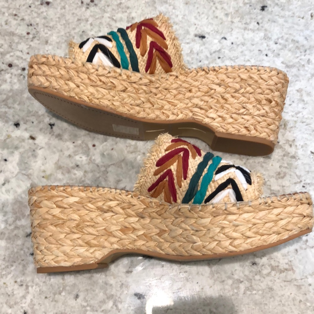 Dolce Vita Wedged Sandal size 10